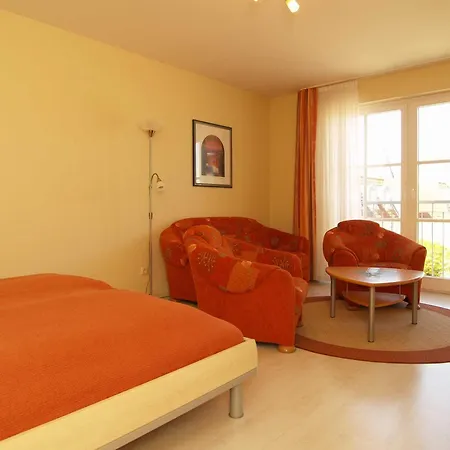 Haus Olymp 14 Apartment Kuehlungsborn